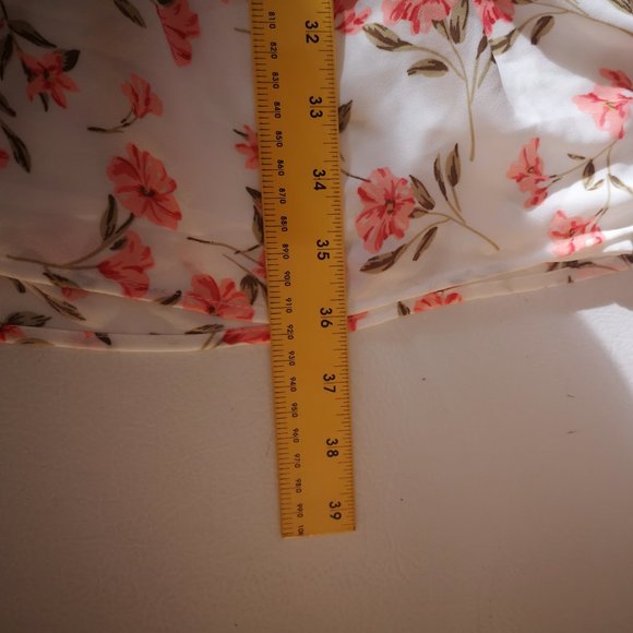 CeCe Ladies Fully Lined Ruffle Bottom Short Sleeve Dress - Picture 8 of 8